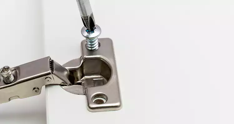 Screen Door Hinge Repair in North Port, FL