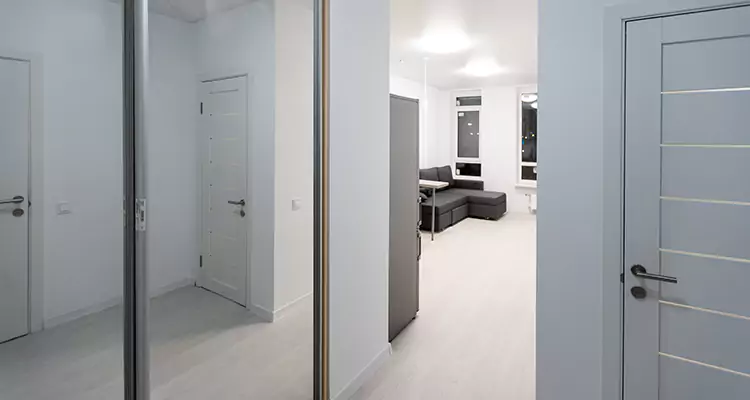 Modern Mirrored Closet Doors Repair in North Port, FL