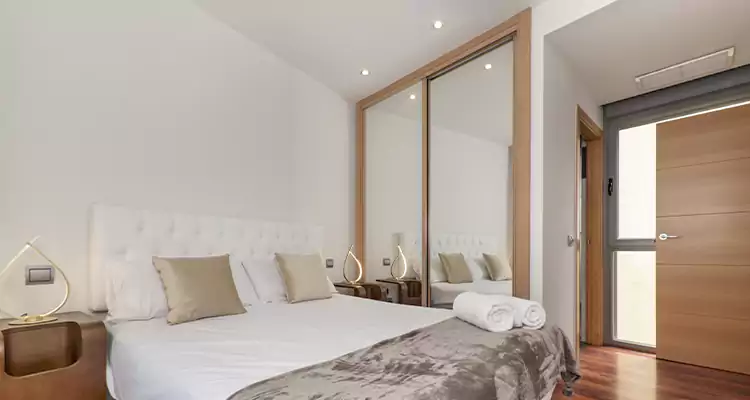 Sliding Wardrobe Door Mirror Replacement in North Port, FL